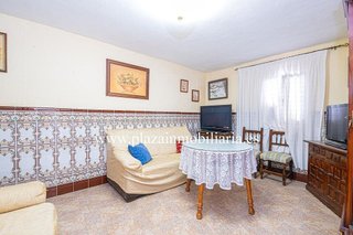 Chalet en venta en El Carmen - La Barrera en Lucena