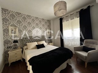 Chalet en venta en Montequinto en Dos Hermanas