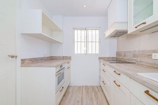 Piso en venta en Camino de Ronda - Rosaleda en Granada