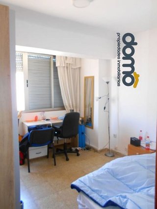 Piso en venta en Camino de Ronda - Rosaleda en Granada