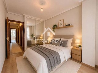Piso en venta en Zona Teatro Campoamor en Oviedo