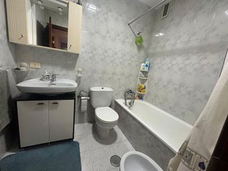 Piso en venta en Ventiun en Ourense