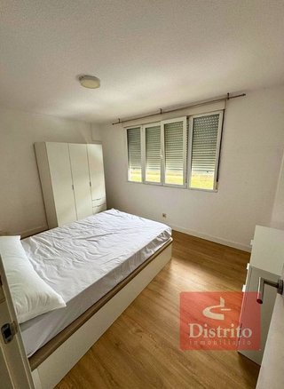 Local comercial en venta en Numancia - San Fernando en Santander