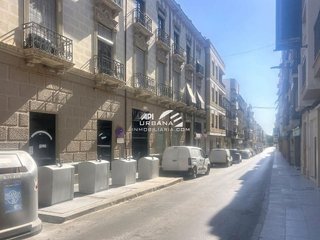 Local comercial en venta en Centro en Lucena