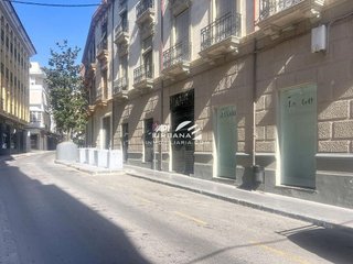 Local comercial en venta en Centro en Lucena