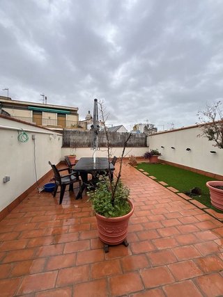 Ático en venta en El Raval en Barcelona