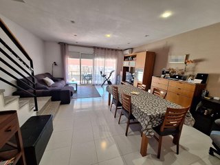 Casa adosada en venta en Centre en Castellar del Vallès