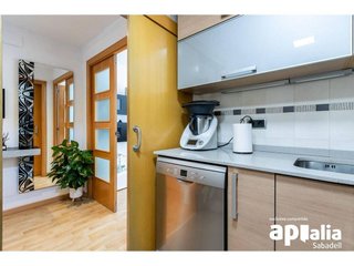 Piso en venta en Eixample - Sant Oleguer en Sabadell