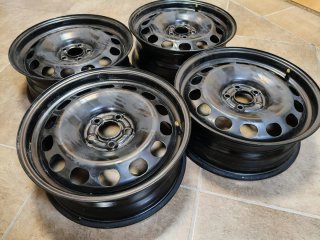 Llantas acero 16' pulgadas y Tapacubos Volkswagen