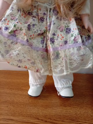 Lote 2 Muñecas Porcelana 55 y 42 cm