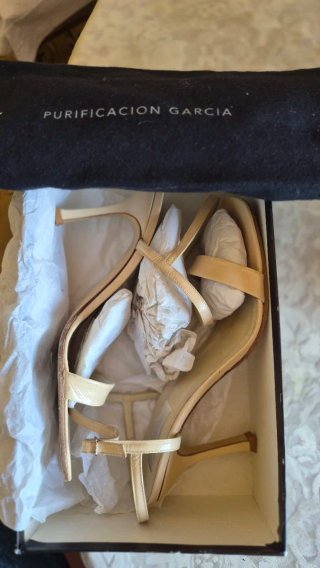 Sandalias tacon Purificacion Garcia Beige Talla 39