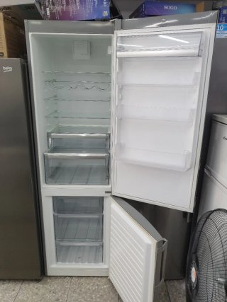 Nevera AEG con garantía y transporte