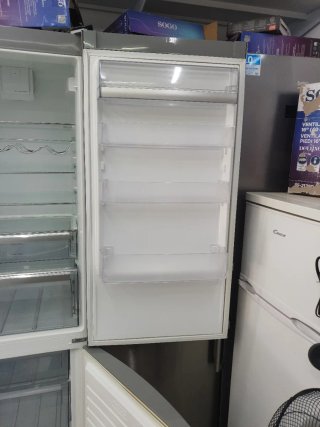 Nevera AEG con garantía y transporte