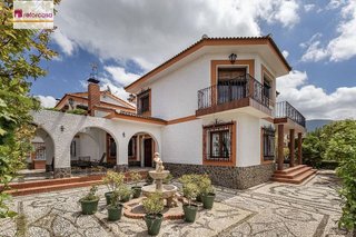 Chalet en venta en Huétor Vega