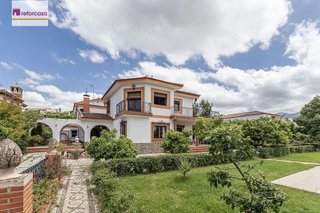 Chalet en venta en Huétor Vega