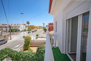 Casa adosada en venta en Playa de los Locos en Torrevieja