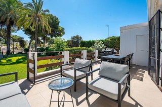 Piso en venta en Nueva Andalucía centro en Marbella