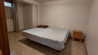 Piso en venta en La Paz en Villena