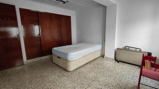 Piso en venta en La Paz en Villena
