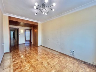 Piso en venta en Azpilagaña en Pamplona