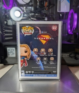 Funko Supergirl 632 Special Edition + Protector
