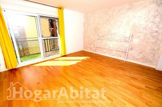 Piso en venta en Nou Moles en Valencia