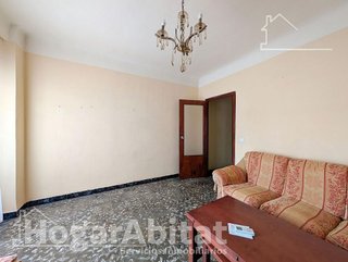 Piso en venta en Altozano - Conde Lumiares en Alicante