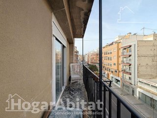 Piso en venta en Altozano - Conde Lumiares en Alicante