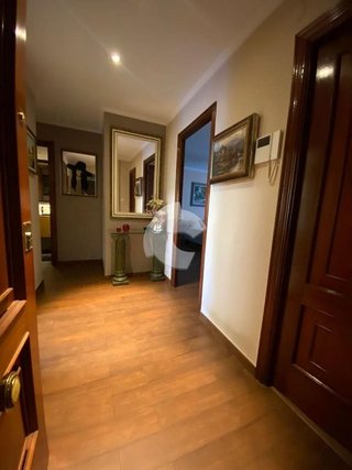 Piso en venta en As Lagoas en Ourense