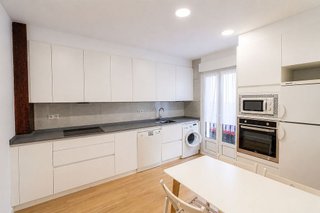 Piso en venta en Puerto Chico en Santander