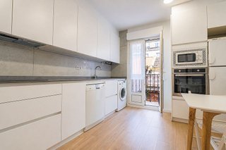 Piso en venta en Puerto Chico en Santander