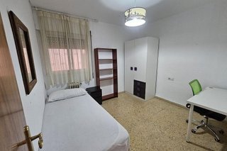 Piso en venta en Camino de Ronda - Rosaleda en Granada