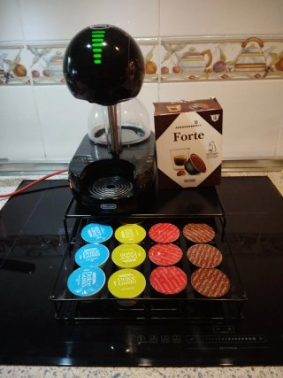 Cafetera Dolce Gusto DeLonghi Automática