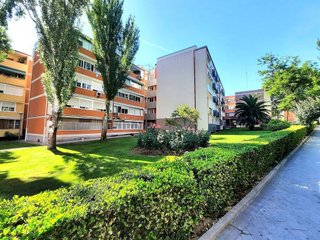 Piso en venta en Rejas en Madrid