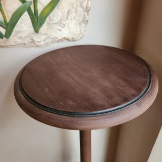 Mesa auxiliar, candelabro antiguo de caoba