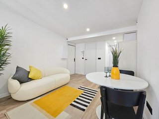 Piso en venta en El Raval en Barcelona