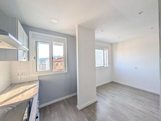 Piso en venta en Cerdanyola sur en Mataró