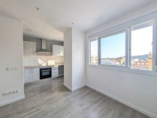 Piso en venta en Cerdanyola sur en Mataró