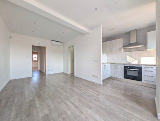Piso en venta en Cerdanyola sur en Mataró