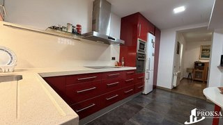 Chalet en venta en El Raval - Safaretjos en Santa Coloma de Gramanet