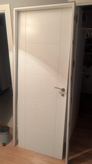 Puerta madera maciza blanca