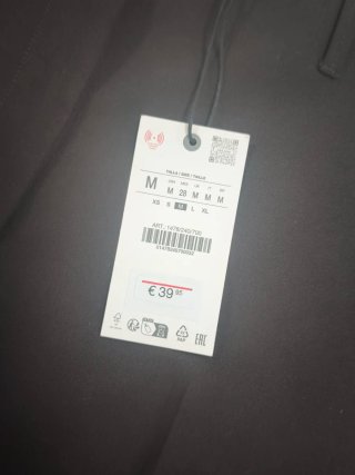Pantalón Zara