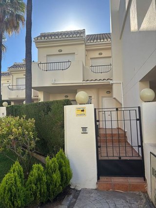 Casa adosada en venta en Elviria en Marbella