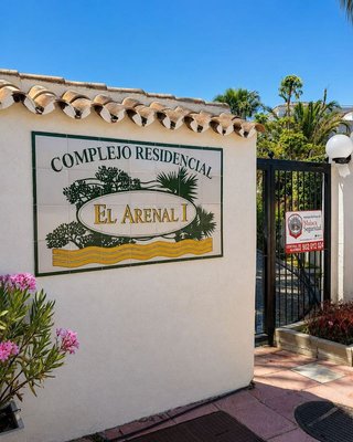 Casa adosada en venta en Elviria en Marbella