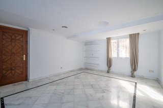 Casa pareada en venta en Bola de Oro - Serrallo en Granada