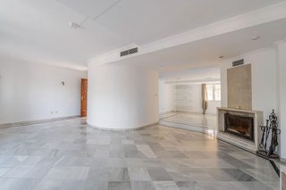 Casa pareada en venta en Bola de Oro - Serrallo en Granada