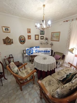 Chalet en venta en Martos