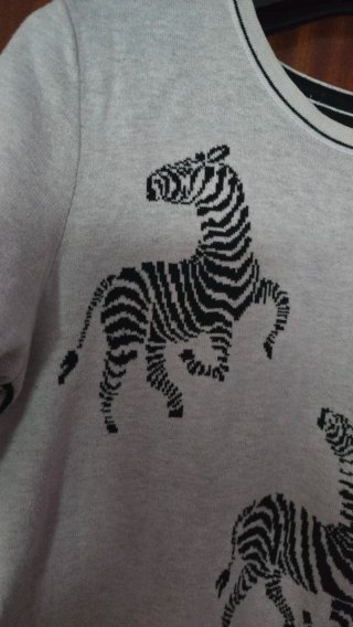 Jersey de punto con cebras