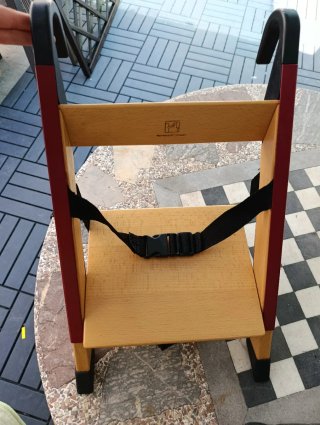 Trona portátil de madera