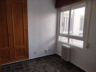 Piso en venta en Santa Cruz - Industria - Polígono Campollano en Albacete